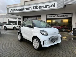 Weiß Gebraucht 2020 Smart ForTwo Electric Drive Kleinwagen | 8.970 € (Fairer Preis)