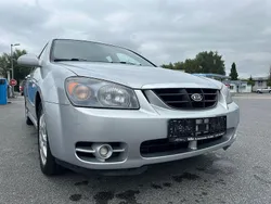Silber Gebraucht 2006 Kia Cerato EX Limousine | 699 €
