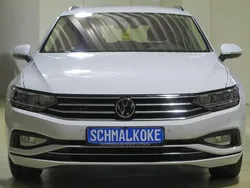 Weiss Gebraucht 2023 VW Passat Business Kombi | 26.750 € (Guter Preis)