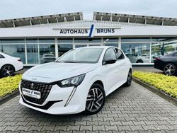 Weiss banquise Gebraucht 2024 Peugeot 208 Allure Kleinwagen | 18.475 € (Etwas zu teuer)
