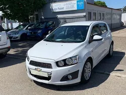 Weiß Gebraucht 2012 Chevrolet Aveo LTZ Kleinwagen | 2.700 € (Guter Preis)