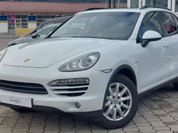 Weiß Gebraucht 2012 Porsche Cayenne SUV | 22.990 € (Fairer Preis)