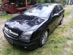 Grün Gebraucht 2002 Opel Vectra Elegance Limousine | 1.900 € (Fairer Preis)