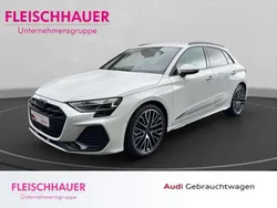 Weiss Gebraucht 2025 Audi A3 Sportback S-Line Limousine | 41.990 € (Fairer Preis)