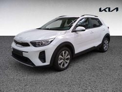 Weiß Gebraucht 2024 Kia Stonic Vision SUV | 20.800 € (Fairer Preis)