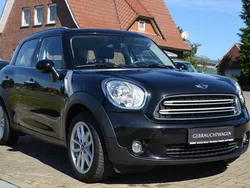 Schwarz Gebraucht 2016 Mini Cooper Countryman Pepper SUV | 17.750 €
