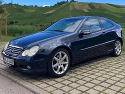 Schwarz Gebraucht 2003 Mercedes C200 Coupé | 2.390 € (Fairer Preis)