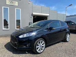 Schwarz Gebraucht 2015 Ford Fiesta Titanium Kleinwagen | 6.150 € (Fairer Preis)