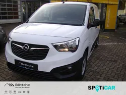Andere farbe Neu 2024 Opel Combo-e Life Basis Limousine | 21.980 €
