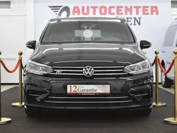 Schwarz Gebraucht 2016 VW Touran Highline Van / Kleinbus | 21.399 € (Fairer Preis)