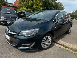 Grün Gebraucht 2015 Opel Astra Exklusiv Limousine | 7.999 € (Guter Preis)