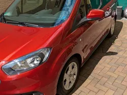 Gebraucht 2019 Ford Tourneo Courier Trend Van / Kleinbus | 12.300 € (Guter Preis)