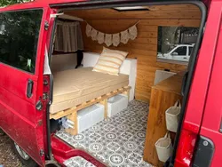 Rot Gebraucht 1997 VW T4 Van | 7.400 € (Teuer)