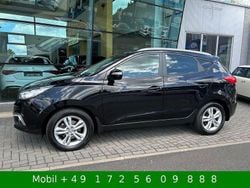 Schwarz (metallic) Gebraucht 2013 Hyundai ix35 Premium SUV | 10.999 € (Fairer Preis)