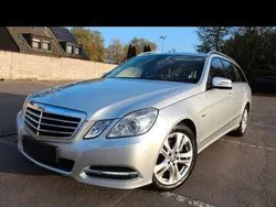 Gebraucht 2011 Mercedes E200 Avantgarde Kombi | 9.300 € (Guter Preis)