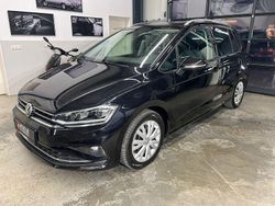 Schwarz Gebraucht 2018 VW Golf VII Join Limousine | 13.999 € (Guter Preis)