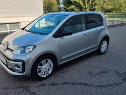 Grau Gebraucht 2018 VW up! high up! Kleinwagen | 12.100 € (Fairer Preis)