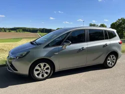 Silber Gebraucht 2015 Opel Zafira Style Van / Kleinbus | 10.900 € (Etwas zu teuer)