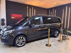 Graphitgrau Gebraucht 2022 Mercedes V220 Avantgarde Edition Van / Kleinbus | 51.950 € (Fairer Preis)