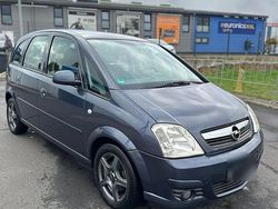 Grau Gebraucht 2007 Opel Meriva Van / Kleinbus | 1.899 € (Fairer Preis)