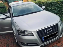 Silber Gebraucht 2011 Audi A3 Sportback Attraction Limousine | 4.000 € (Guter Preis)
