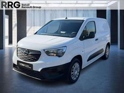 Weiss Gebraucht 2021 Opel Combo Selection Van / Kleinbus | 12.490 € (Fairer Preis)