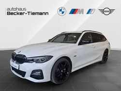 Weiß Gebraucht 2022 BMW 320e Performance Kombi | 32.887 € (Fairer Preis)