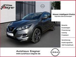 Dark metallic grey Gebraucht 2017 Nissan Qashqai N-Connecta SUV | 15.960 € (Fairer Preis)