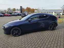 Blau Neu 2025 Mazda 3 Homura-Line Limousine | 25.890 €