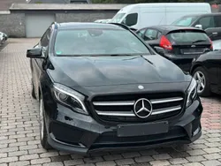 Mercedes GLA250