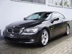 Schwarz Gebraucht 2009 BMW 330 Cabriolet Comfort Edition Cabrio | 12.990 € (Guter Preis)