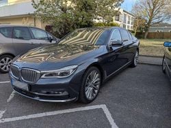 Grau Gebraucht 2017 BMW 730 Sport Line Limousine | 37.500 € (Fairer Preis)