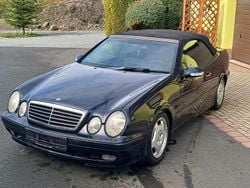 Blau Gebraucht 2002 Mercedes CLK230 Cabrio | 1.980 € (Superpreis)