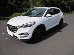 Weiß Gebraucht 2016 Hyundai Tucson Intro Edition SUV | 9.490 € (Fairer Preis)