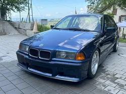 Blau Gebraucht 1991 BMW 320 Limousine | 7.950 €