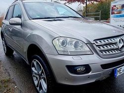Gold Gebraucht 2006 Mercedes ML320 SUV | 6.500 € (Fairer Preis)