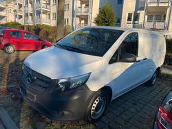 Weiß Gebraucht 2018 Mercedes Vito Van / Kleinbus | 9.500 €