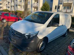 Weiß Gebraucht 2018 Mercedes Vito Van / Kleinbus | 9.900 €
