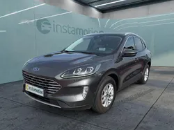 Grau Gebraucht 2023 Ford Kuga Titanium SUV | 27.699 € (Fairer Preis)