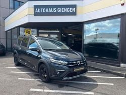 Grau Gebraucht 2022 Dacia Jogger Comfort Kombi | 12.999 €