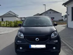 Schwarz Gebraucht 2017 Smart ForFour Passion Kleinwagen | 8.200 € (Fairer Preis)