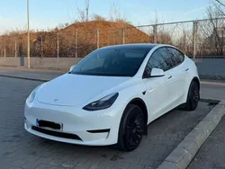 Silber Gebraucht 2022 Tesla Model Y SUV | 28.000 € (Fairer Preis)