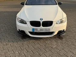 Weiß Gebraucht 2007 BMW 330 Cabriolet Cabrio | 13.500 € (Teuer)