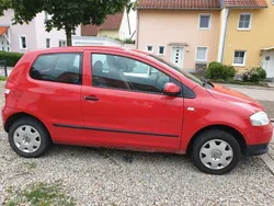 Rot Gebraucht 2006 VW Fox Kleinwagen | 700 € (Superpreis)