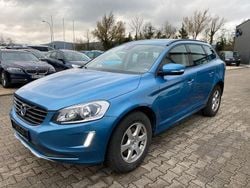 Blau Gebraucht 2016 Volvo XC60 Kinetic SUV | 10.850 € (Guter Preis)