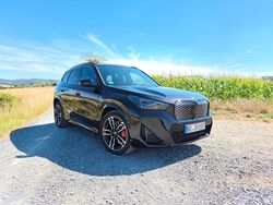 Schwarz Gebraucht 2025 BMW iX1 M Sport SUV | 48.450 € (Guter Preis)
