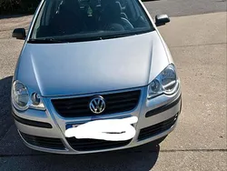 Silber Gebraucht 2005 VW Polo Kleinwagen | 2.500 € (Etwas zu teuer)
