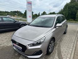Beige Gebraucht 2018 Hyundai i30 Select Kombi | 7.990 € (Superpreis)