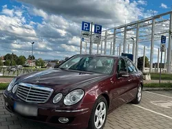 Rot Gebraucht 2006 Mercedes E350 Elegance Limousine | 5.750 € (Guter Preis)