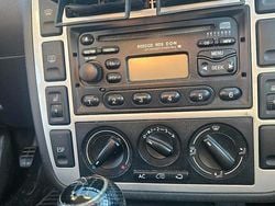 Silber Gebraucht 2005 Ford Galaxy Van / Kleinbus | 1.699 € (Guter Preis)